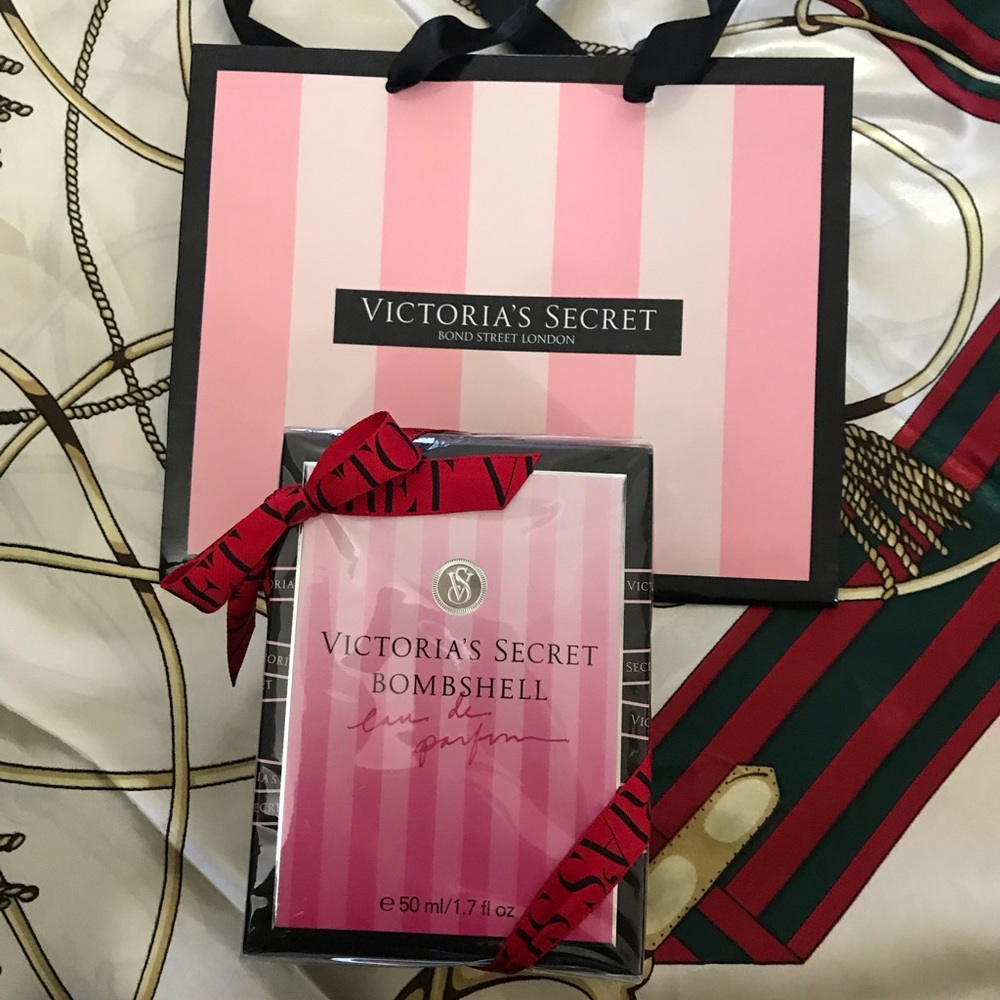 Victoria Secret Bombshell